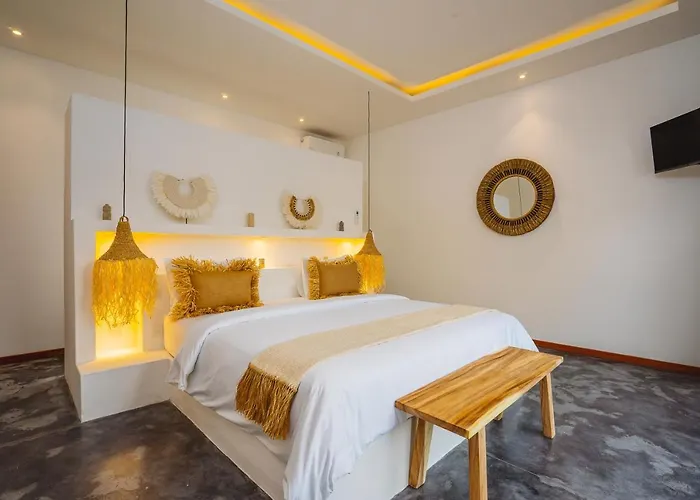 Karina - Sumptuous 1br Private Luxury Walking Distance To Nyanyi Selemadeg